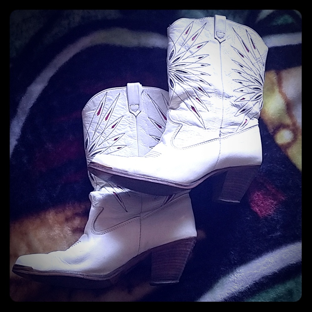 VINTAGE DINGO COWBOY BOOTS sz 8